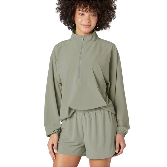 Beyond Yoga Quarter Zip - Picture 1 of 5